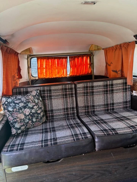 1978 Volkswagen Bay-Window Bus - Image 4 of 11