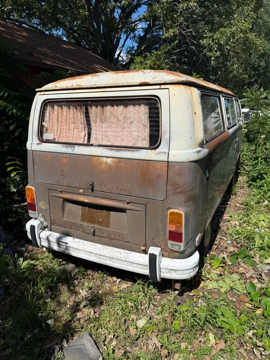 1978 Volkswagen Bay-Window Bus - Image 2 of 11