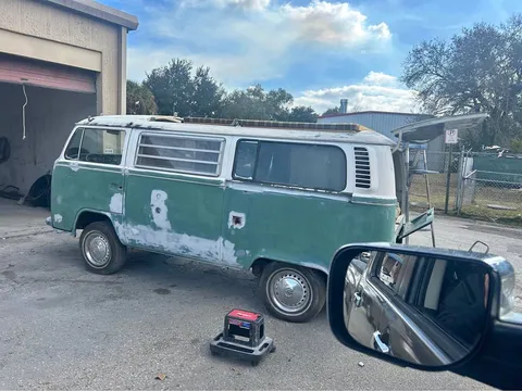 1978 Volkswagen Bus Westfalia Champagne Edition
