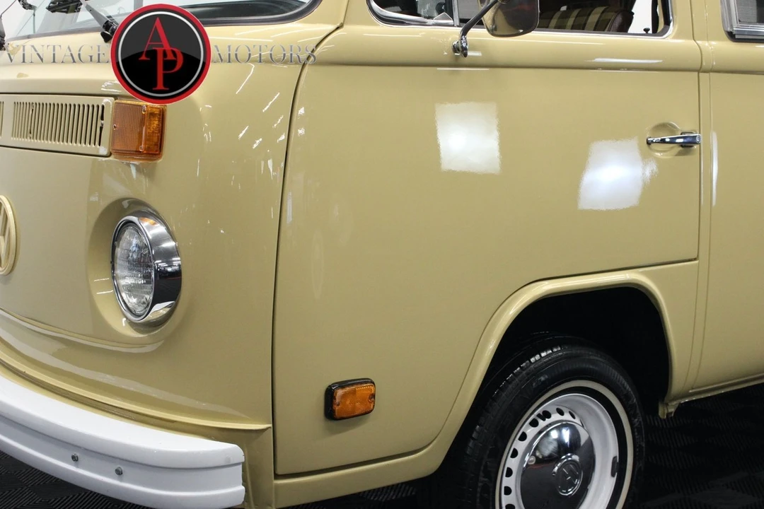 1978 Volkswagen Bay-Window Camper - Image 10 of 21