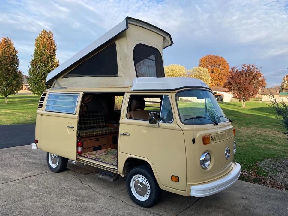 1978 Volkswagen Bay-Window Bus - Image 2 of 15