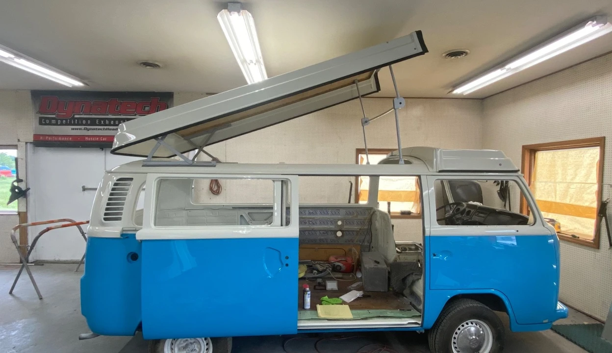 1978 Volkswagen Bay-Window Bus - Image 11 of 21