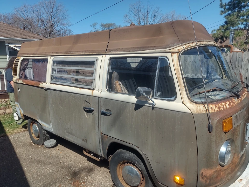 1978 Volkswagen Bay-Window Bus - Image 2 of 11