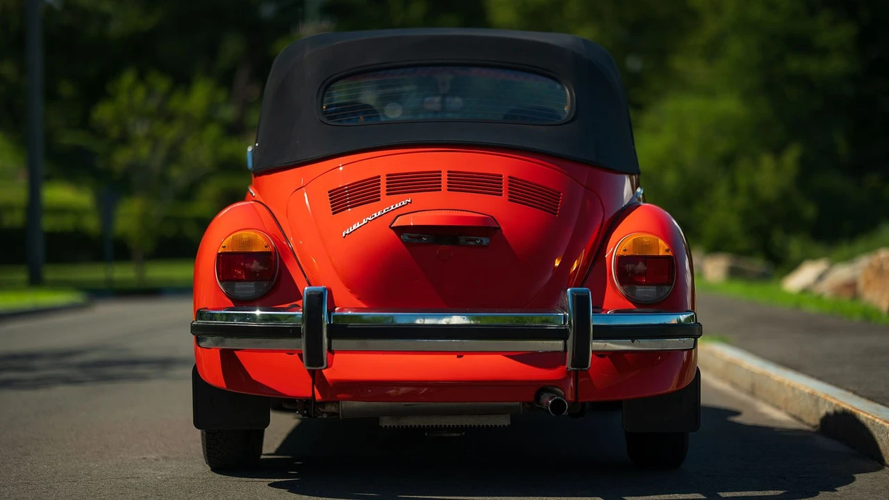1978 Volkswagen Super Beetle - Image 2 of 31