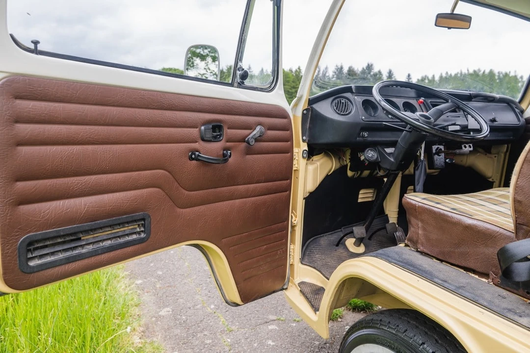 1978 Volkswagen Bay-Window Camper - Image 25 of 30