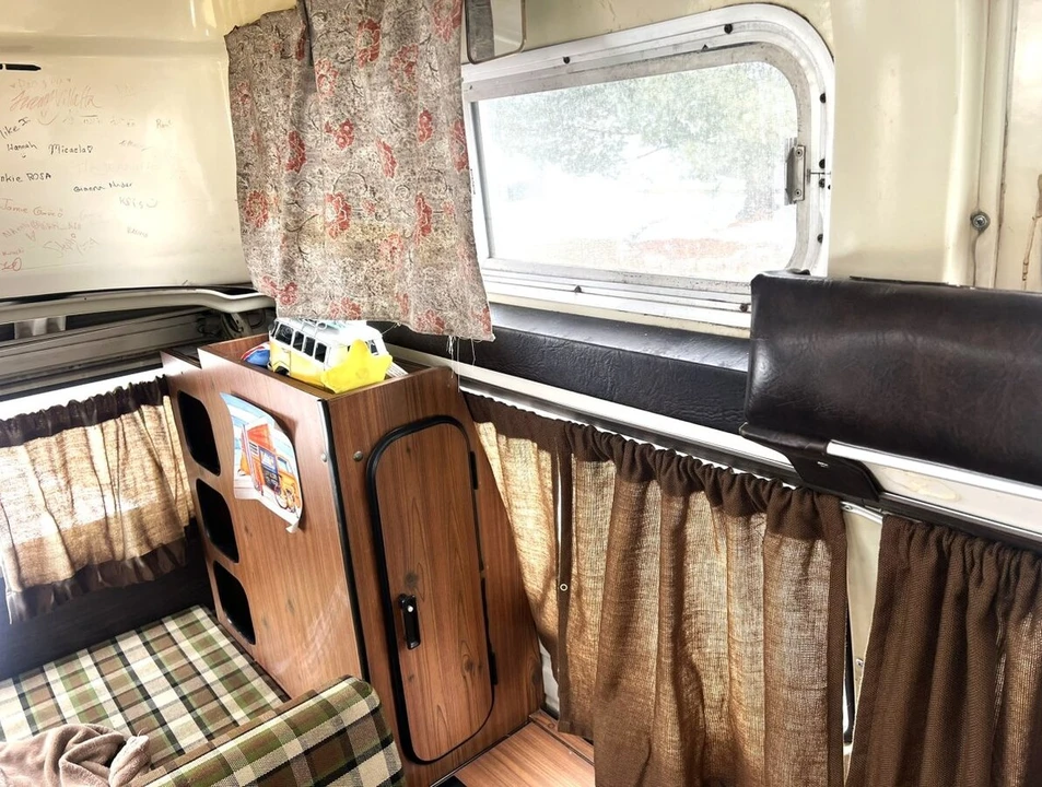 1978 Volkswagen Bay-Window Bus - Image 24 of 31