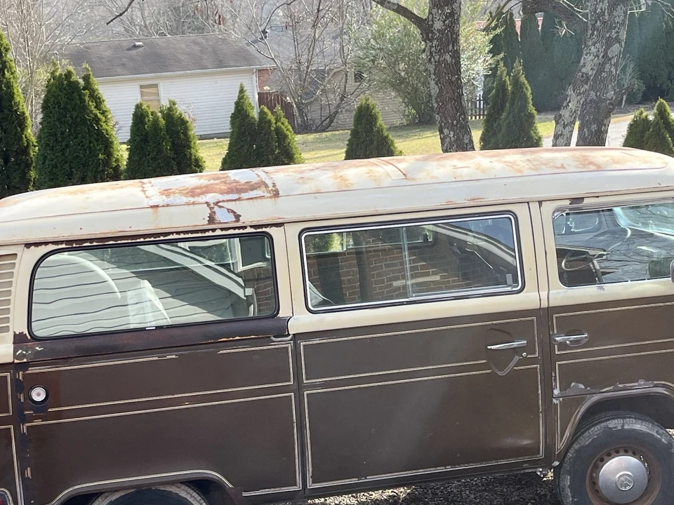 1978 Volkswagen Bay-Window Bus - Image 9 of 20
