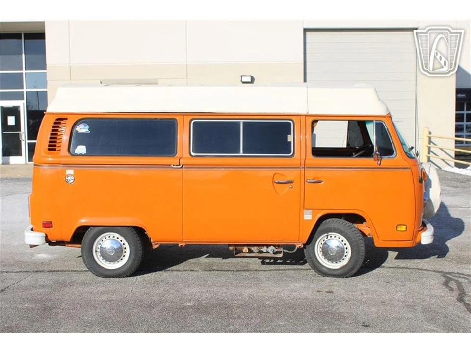 1978 Volkswagen Bay-Window Bus - Image 17 of 31