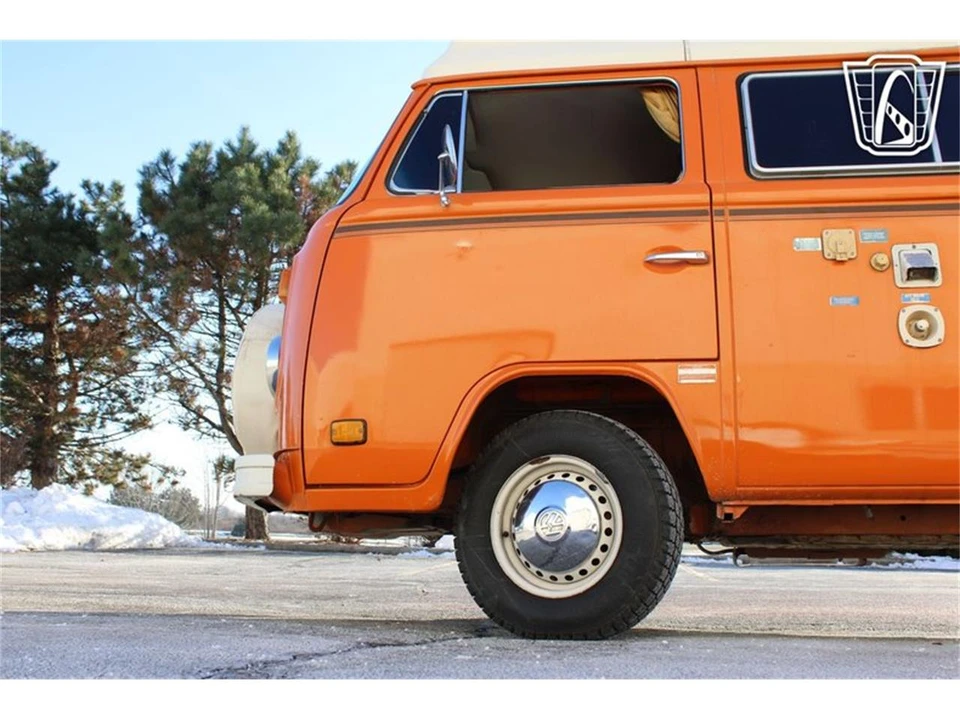 1978 Volkswagen Bay-Window Bus - Image 27 of 31