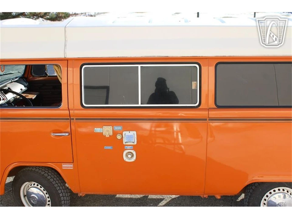 1978 Volkswagen Bay-Window Bus - Image 28 of 31