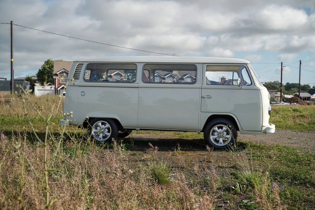 1978 Volkswagen Bay-Window Bus - Image 17 of 30