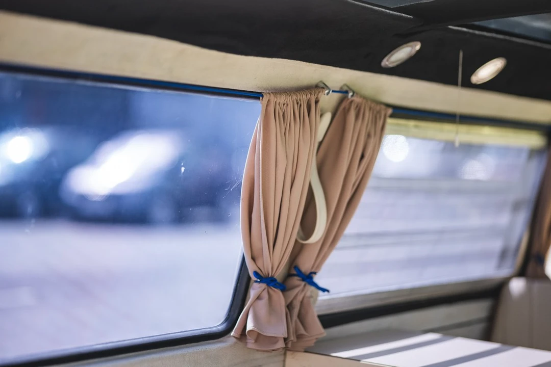 1978 Volkswagen Bay-Window Bus - Image 23 of 30