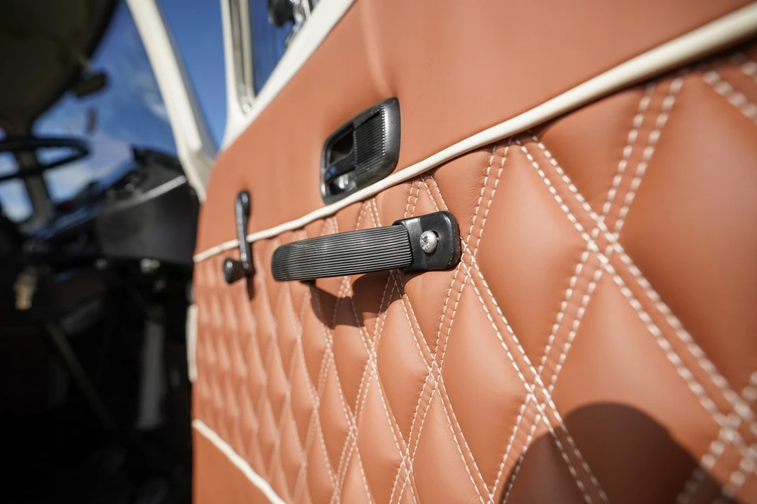 1978 Volkswagen Bay-Window Bus - Image 28 of 30