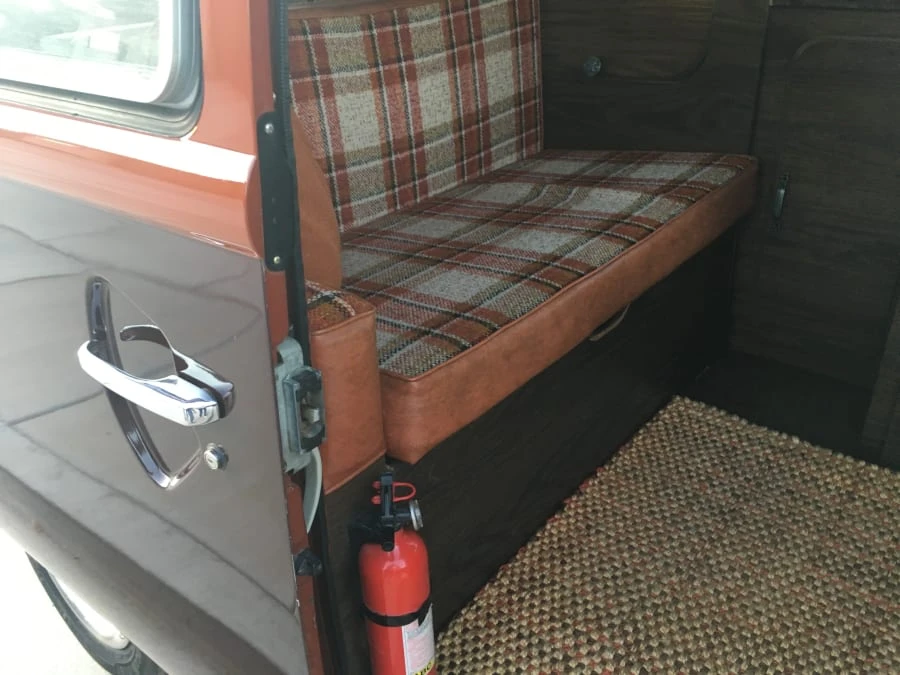 1978 Volkswagen Bay-Window Bus - Image 3 of 9