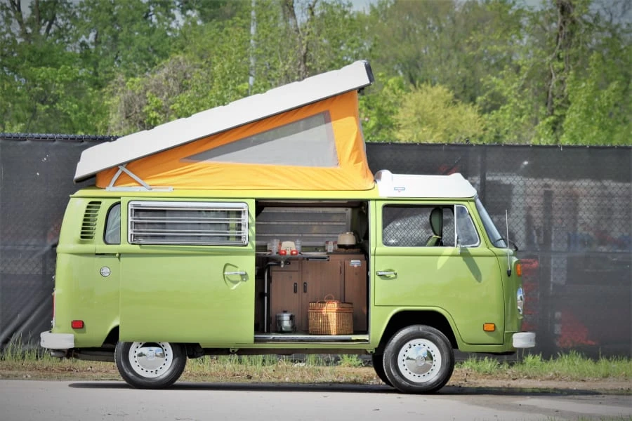 1978 Volkswagen Bay-Window Camper - Image 2 of 12