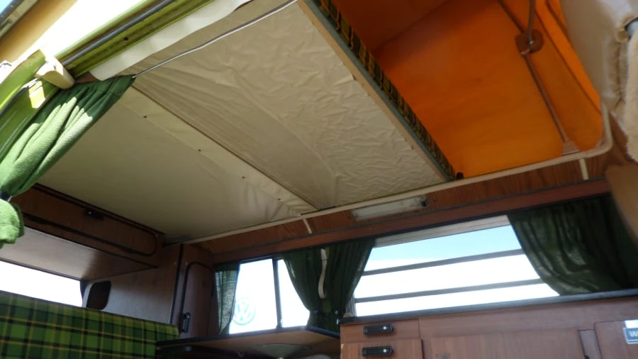 1978 Volkswagen Bay-Window Camper - Image 5 of 11