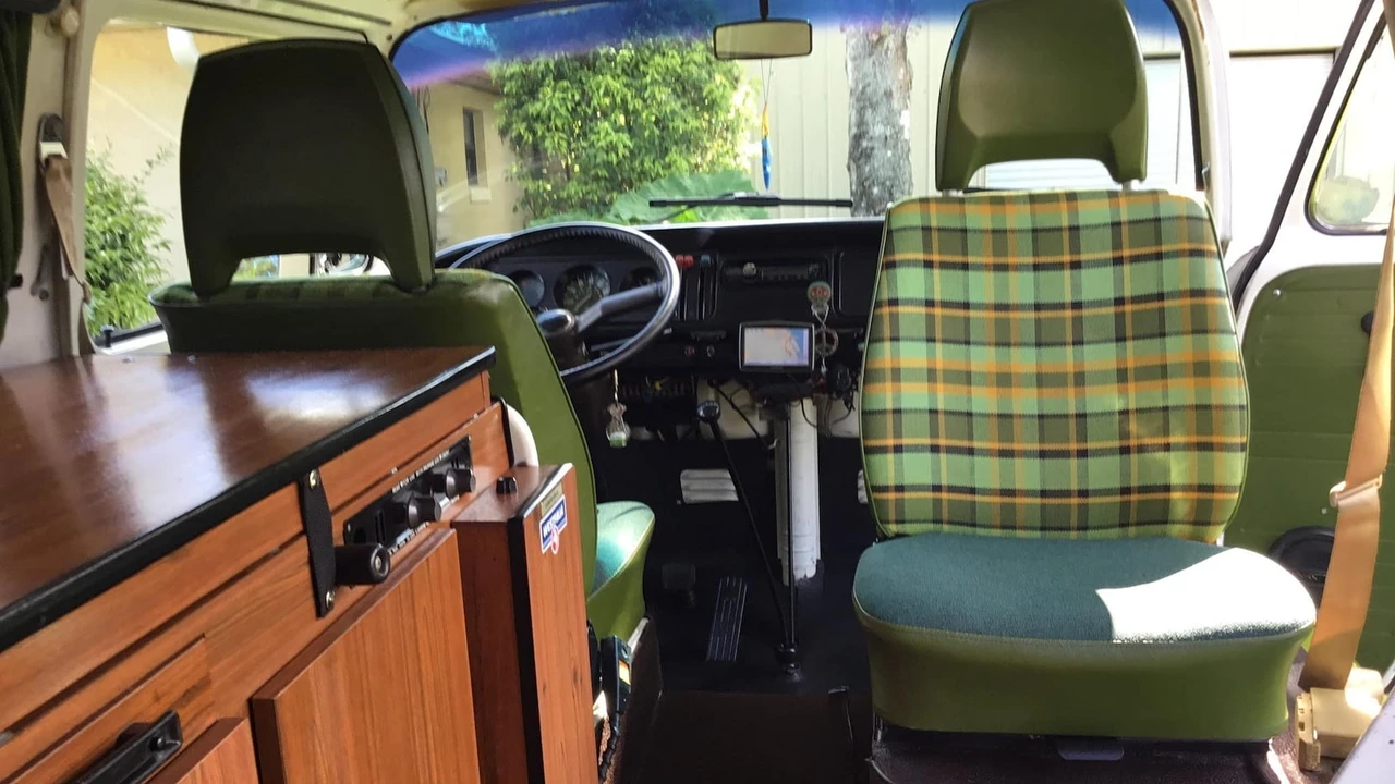 1978 Volkswagen Bay-Window Camper - Image 5 of 24