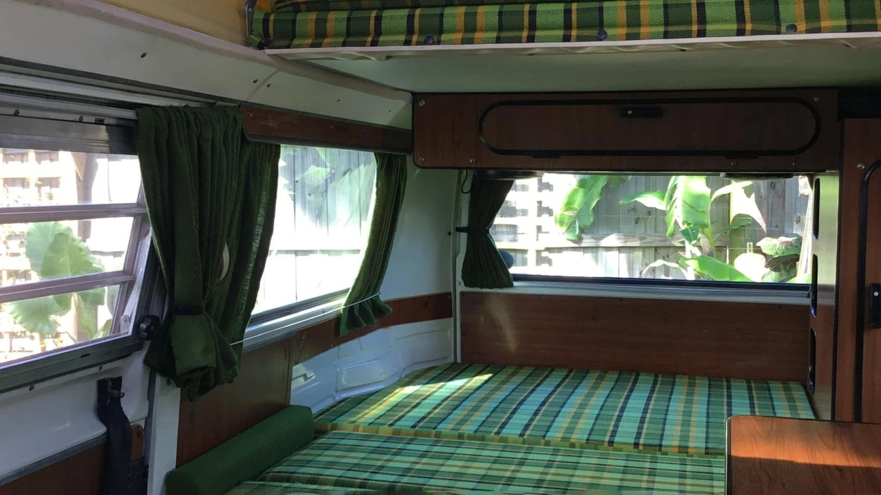 1978 Volkswagen Bay-Window Camper - Image 6 of 24