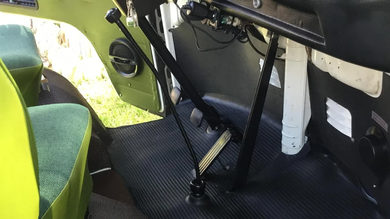 1978 Volkswagen Bay-Window Camper - Image 17 of 24
