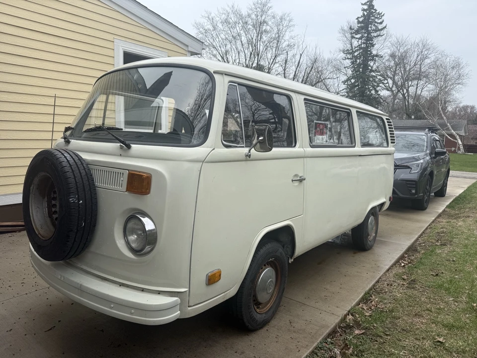 1978 Volkswagen Bay-Window Bus - Image 6 of 16