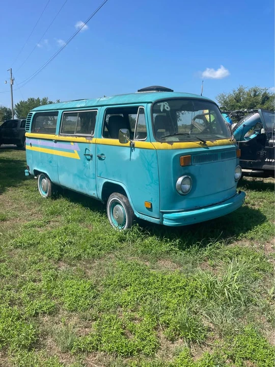 1978 Volkswagen Bay-Window Bus - Image 2 of 15