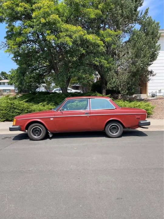 1978 Volvo 242 - Image 3 of 12