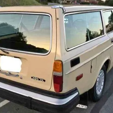 1978 Volvo 240 Wagon 4D