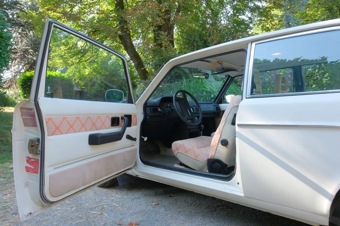 1978 Volvo 242 - Image 17 of 31