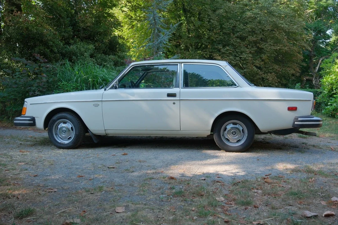 1978 Volvo 242 - Image 7 of 31