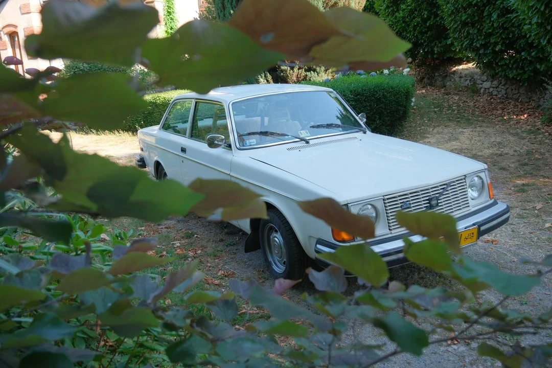 1978 Volvo 242 - Image 13 of 31