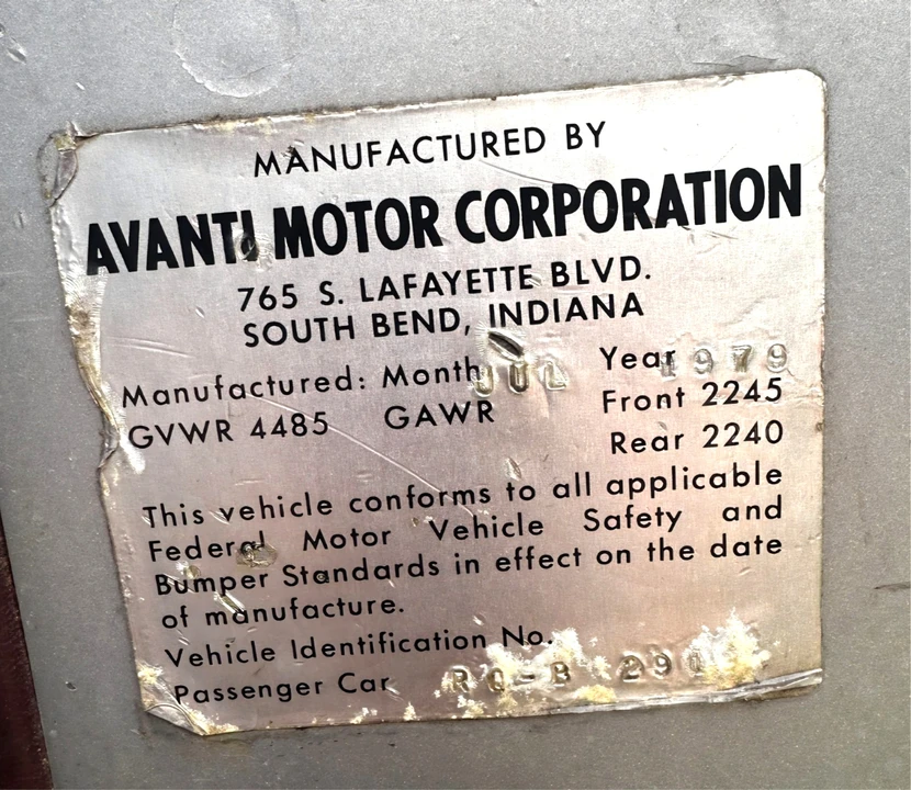 1979 Studebaker Avanti - Image 10 of 20