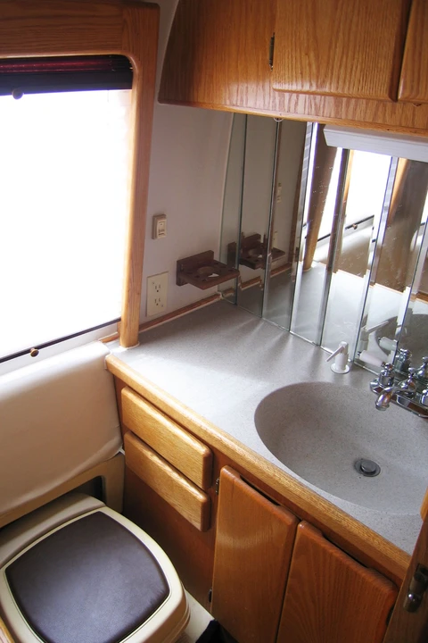 1979 Airstream - Image 9 of 31