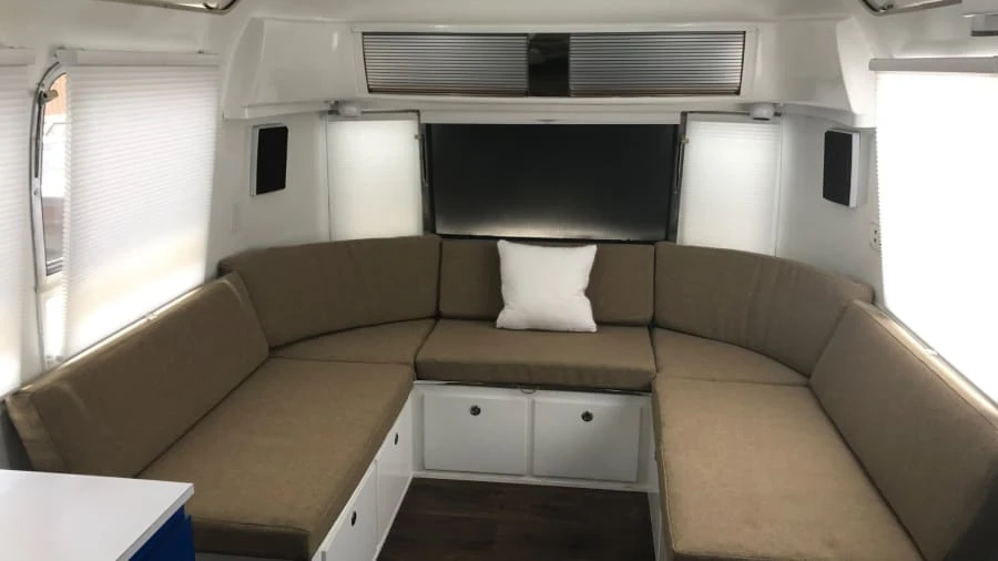 1979 Airstream - Image 5 of 12