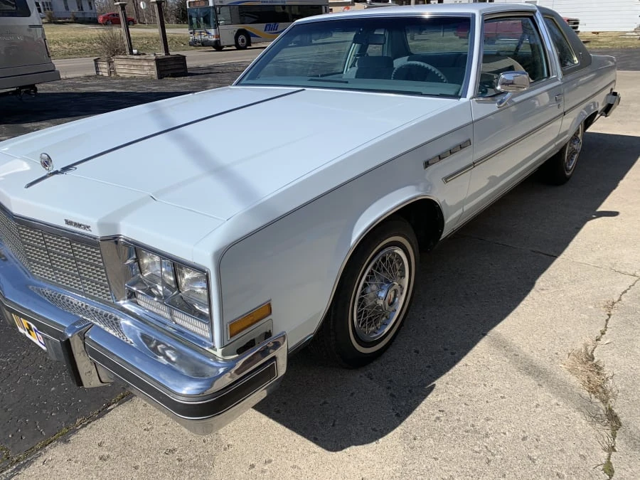 1979 Buick Electra - Image 11 of 12