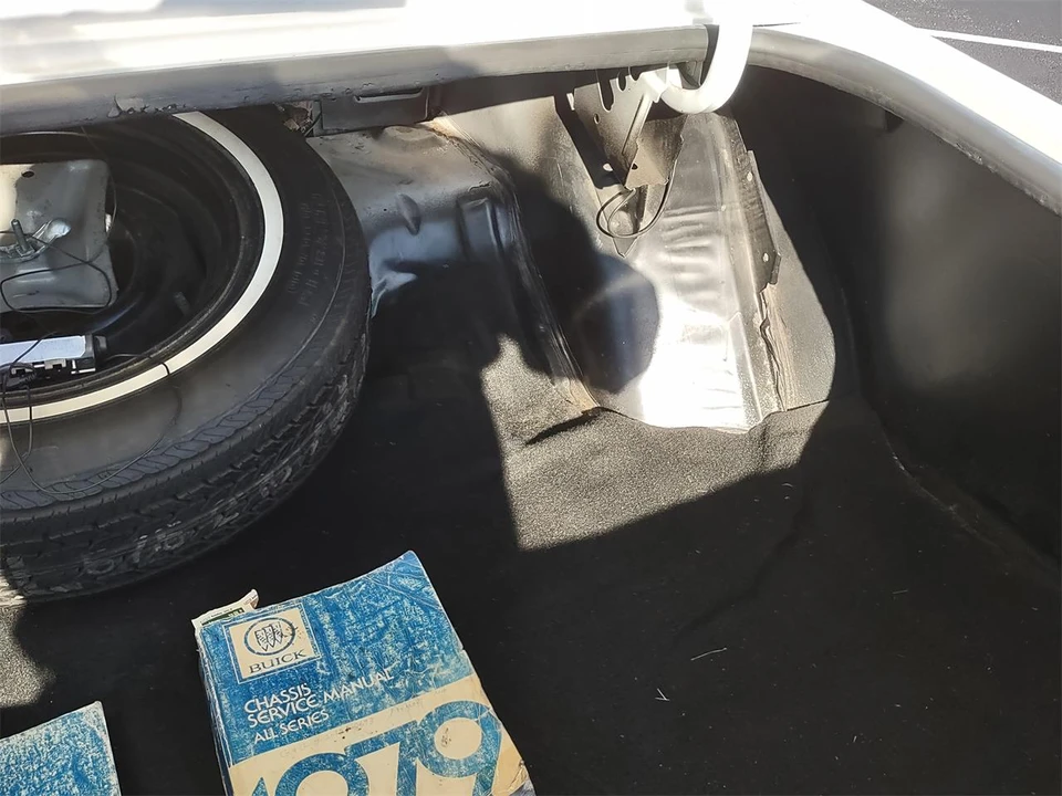 1979 Buick LeSabre - Image 31 of 31
