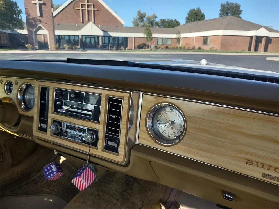 1979 Buick LeSabre - Image 19 of 31