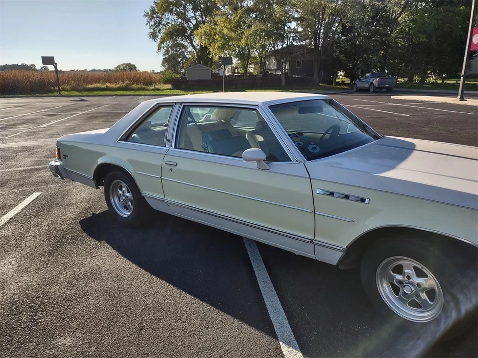 1979 Buick LeSabre - Image 7 of 31