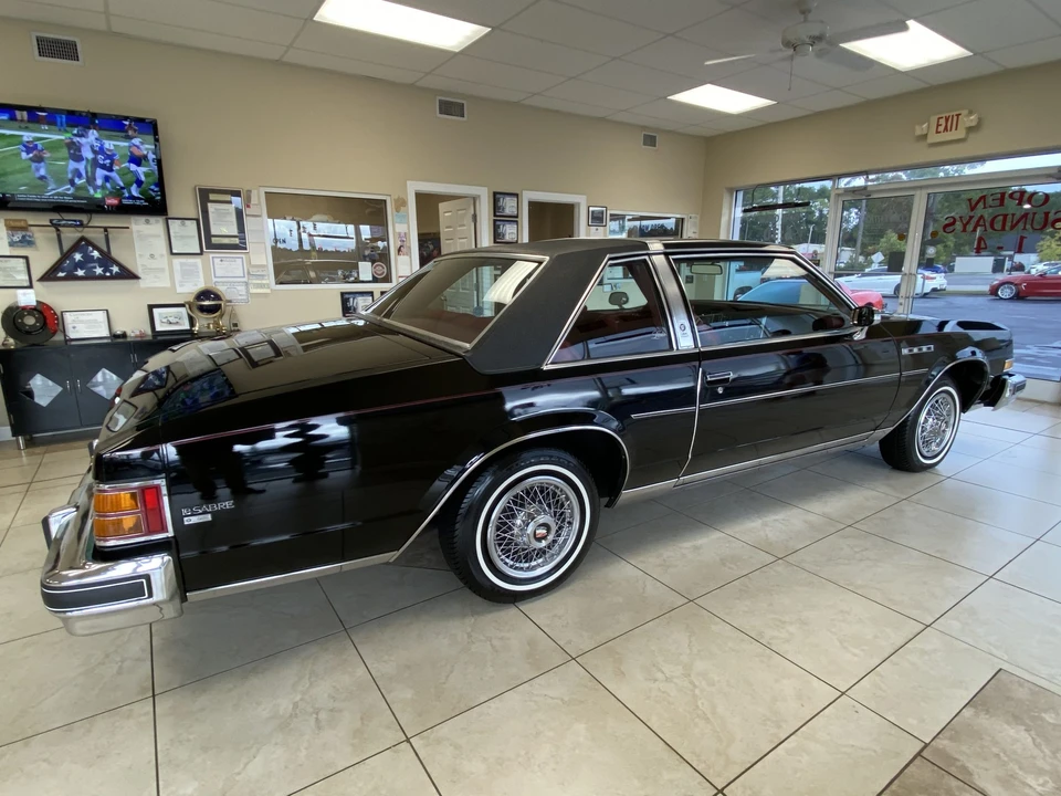1979 Buick LeSabre - Image 11 of 31