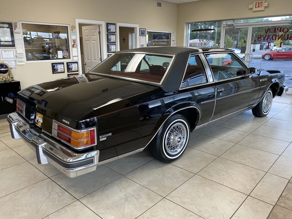 1979 Buick LeSabre - Image 10 of 31