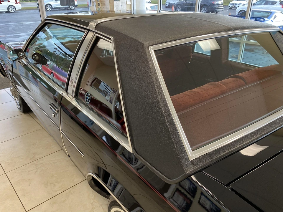 1979 Buick LeSabre - Image 26 of 31