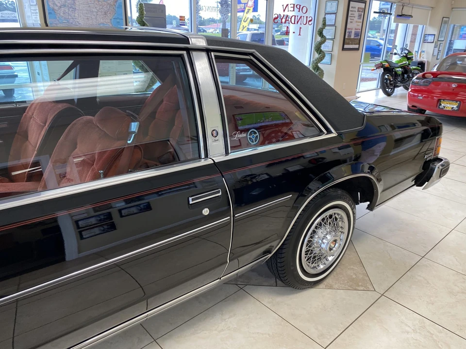 1979 Buick LeSabre - Image 27 of 31