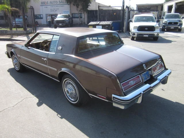 1979 Buick Riviera 4th-7th Gen - Image 4 of 9