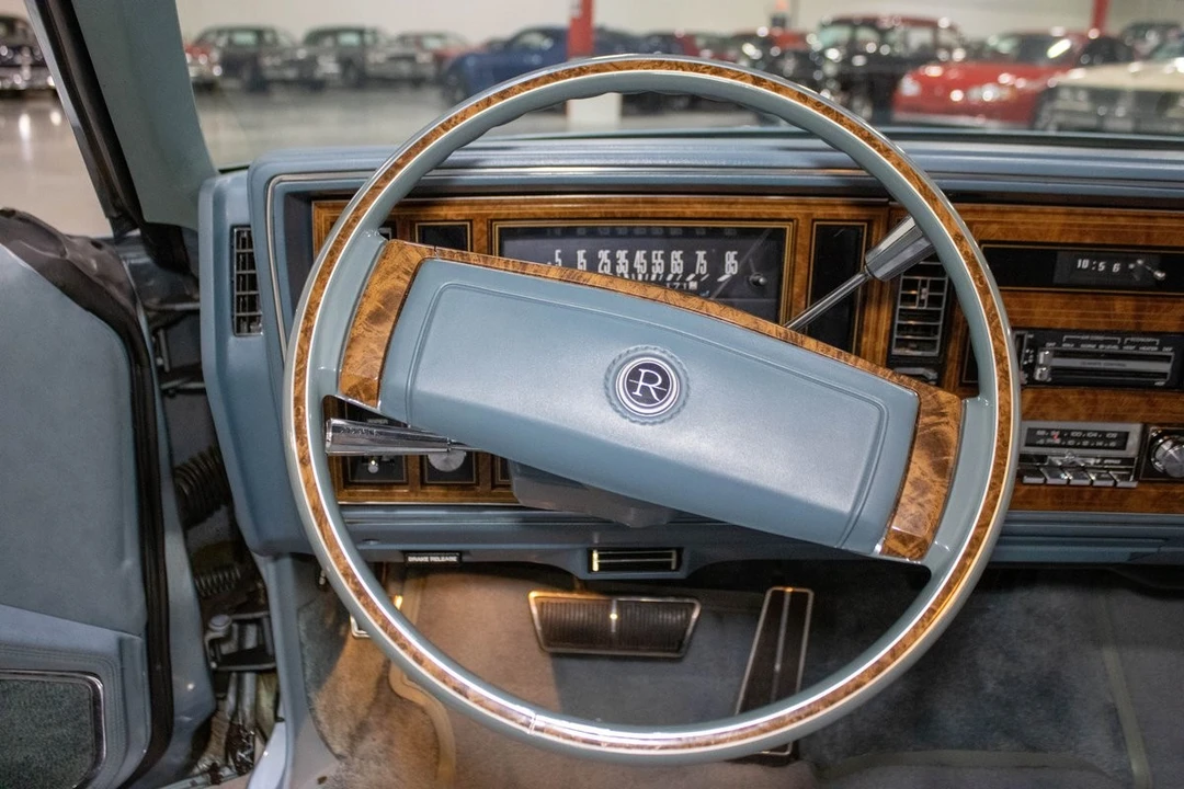 1979 Buick Riviera 4th-7th Gen - Image 10 of 12
