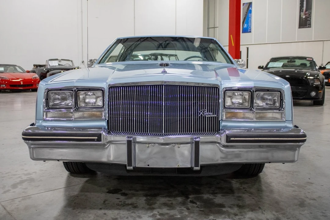 1979 Buick Riviera 4th-7th Gen - Image 9 of 12