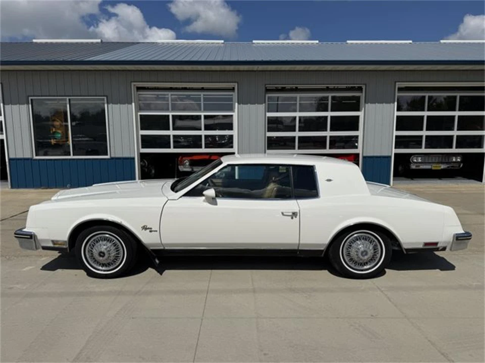 1979 Buick Riviera 4th-7th Gen - Image 5 of 24