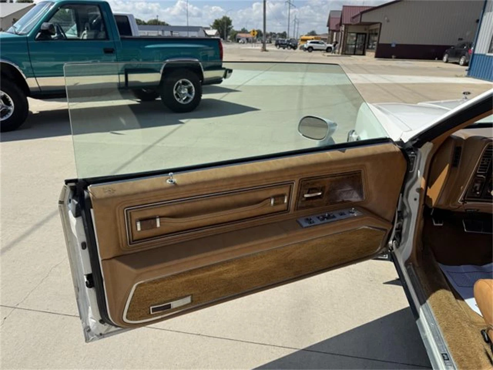 1979 Buick Riviera 4th-7th Gen - Image 10 of 24