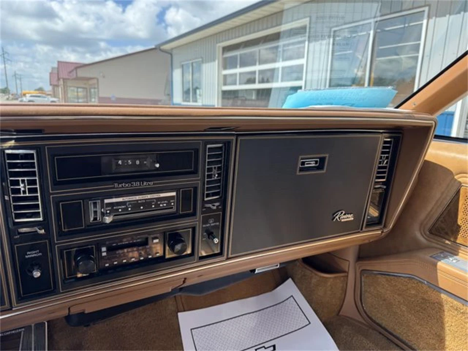 1979 Buick Riviera 4th-7th Gen - Image 15 of 24