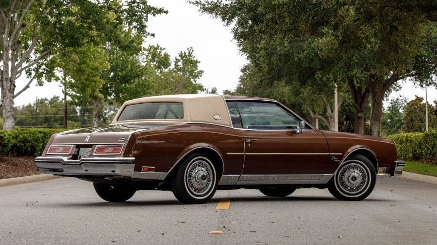 1979 Buick Riviera 4th-7th Gen - Image 2 of 31