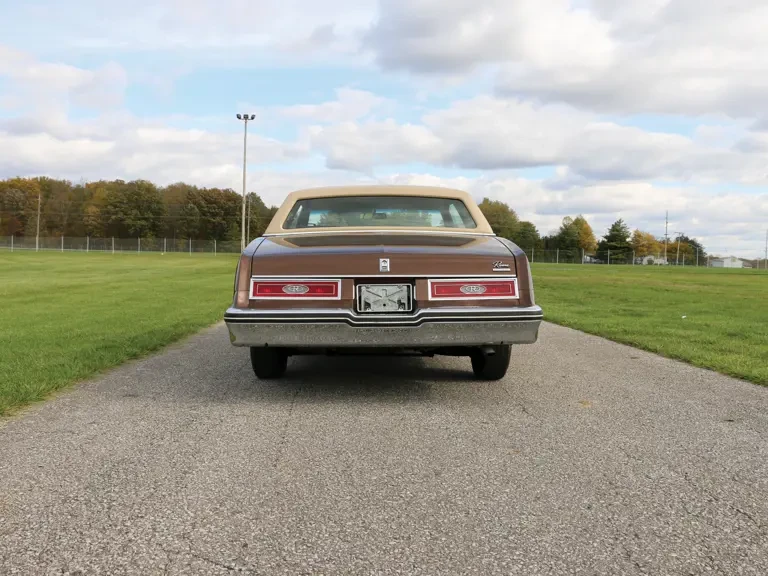 1979 Buick Riviera 4th-7th Gen - Image 9 of 25