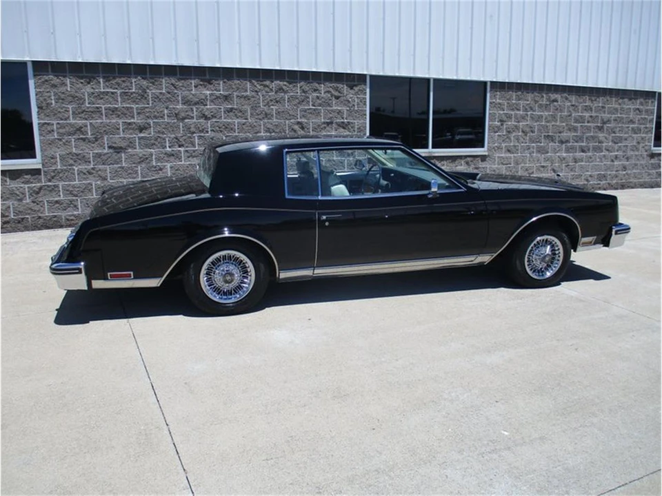 1979 Buick Riviera 4th-7th Gen - Image 9 of 31